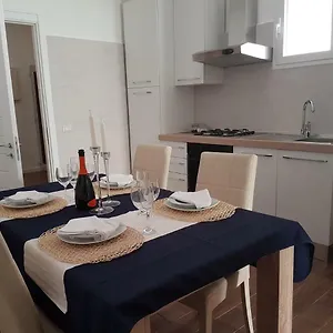 House Don Tonino , Lecce Italië